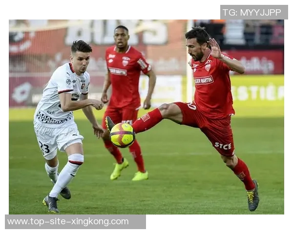 阿尔克马尔与埃门比赛前瞻分析及胜负预测建议 阿尔克马尔与埃门比赛前瞻分析及胜负预测建议